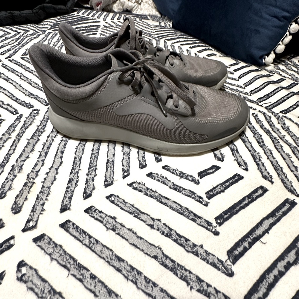 Women’s Strongfeel training shoes